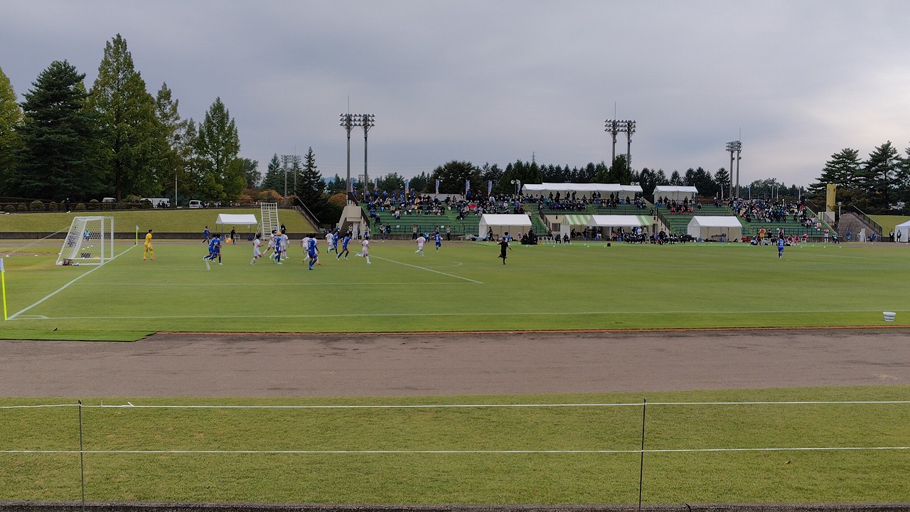 五戸町ひばり野公園陸上競技場