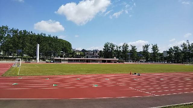 東山公園陸上競技場